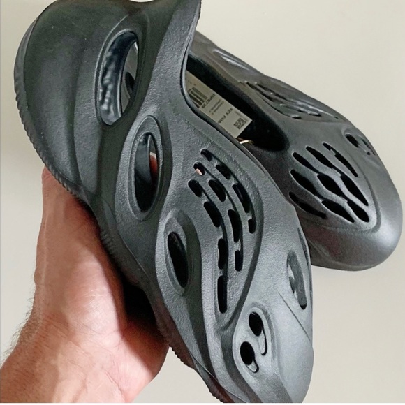 Yeezy ❌SOLD🎁Foam Runner Adidas NEW M size 11 - Picture 2 of 9